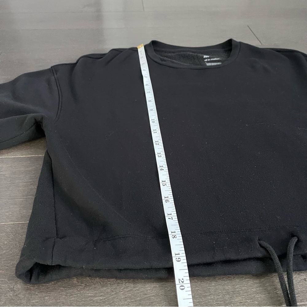 All in Motion Women’s Black Slightly Cropped Drawstring Sweatshirt Size S - Picture 7 of 8